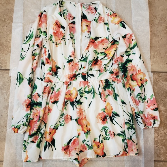 Flower romper - Picture 2 of 4